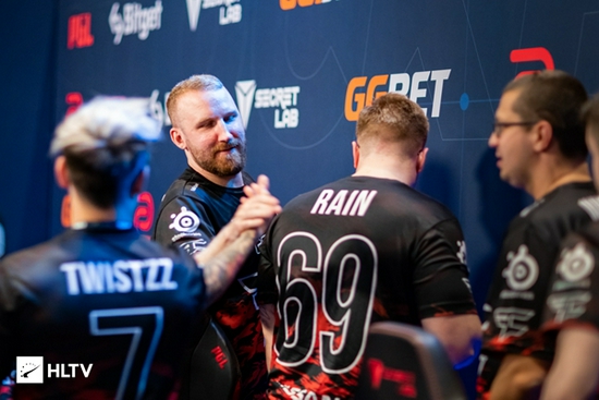 KPL拳击赛狼队实力对决引发热议